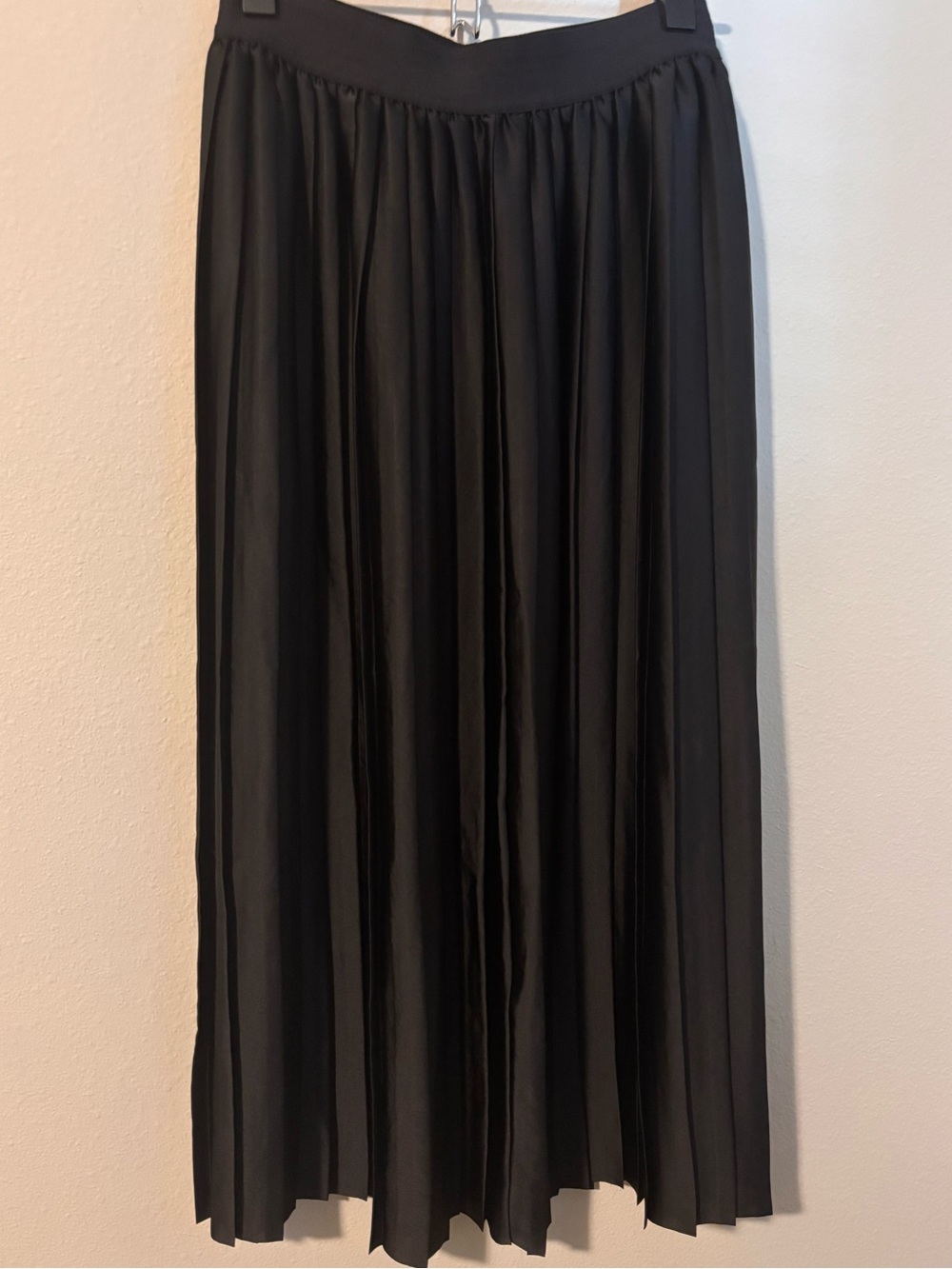 LULULEMON PLEATED MIDI SKIRT - Picture 6 of 9